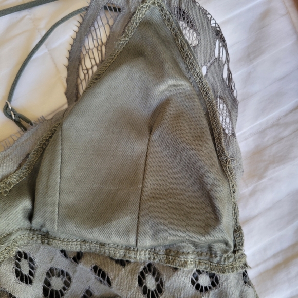 SCALLOPED LACE BRALETTE DRESS - OLIVE - Size XS - Picture 9 of 11